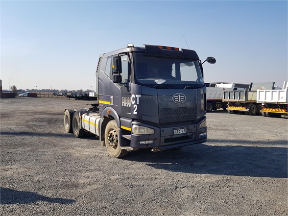 2013 FAW J6M